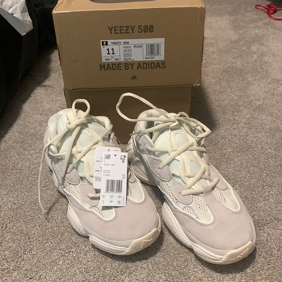 COPY - Adidas Yeezy 500.